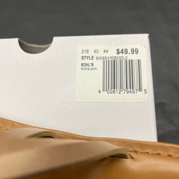 Women’s Sonoma Sandals - Size 6.5 - worn once/ like new in box - Picture 7 of 7